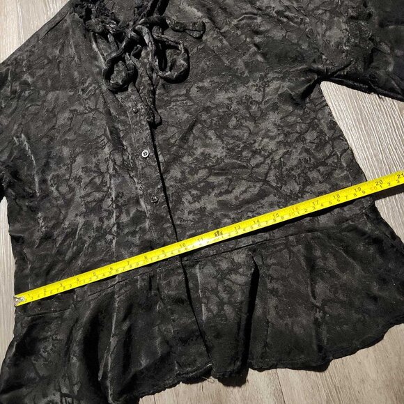 Vintage Victorian style black high neck bow shirt with puffy pirate sleeves - Picture 9 of 14